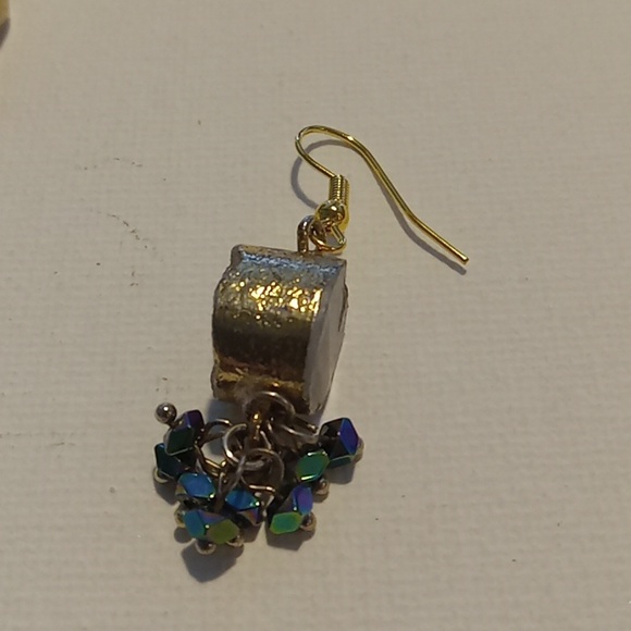 Crystal Druzy Stone Bead Earrings - Picture 6 of 8